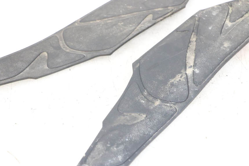 photo de ALFOMBRA DE PASO DAELIM S3 125 (2010 - 2017) - Otra perspectiva