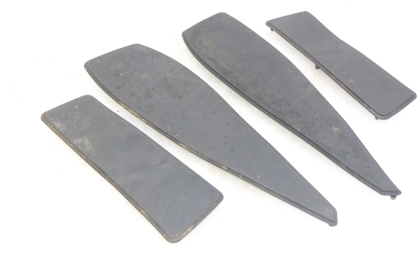 photo de ALFOMBRA DE PASO PEUGEOT SATELIS 125 (2010 - 2012) - Zoom estado de uso