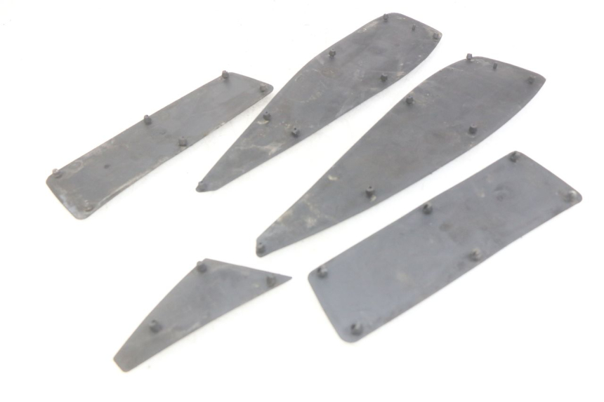 photo de ALFOMBRA PARA PISOS PEUGEOT SATELIS 125 (2006 - 2009) - Primer plano técnico