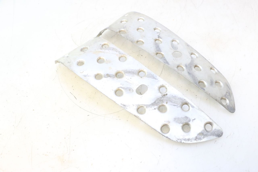 photo de TAPA REPOSAPIES GOMMA PEUGEOT SPEEDFIGHT 2 AC 50 (2000 - 2009) - Detalle de la pieza