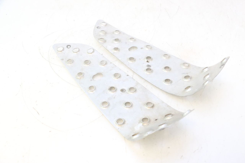 photo de TAPA REPOSAPIES GOMMA PEUGEOT SPEEDFIGHT 2 AC 50 (2000 - 2009) - Otra perspectiva