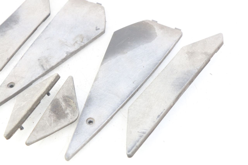 photo de ALFOMBRA PARA PISOS APRILIA SR 2T 50 (2012 - 2017) - Zoom estado de uso