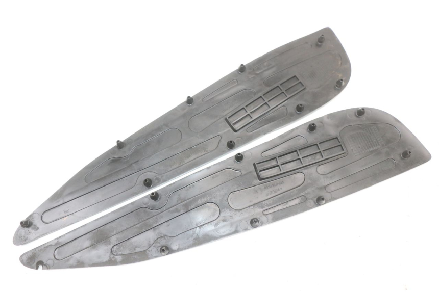 photo de ALFOMBRA DE PASO YAMAHA X-MAX XMAX 125 (2010 - 2013) - Zoom estado de uso