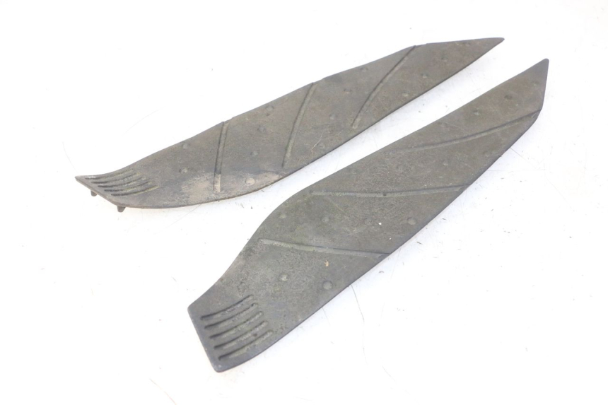 photo de ALFOMBRA DE PASO YAMAHA X-MAX XMAX 250 (2006 - 2009) - Vista principal