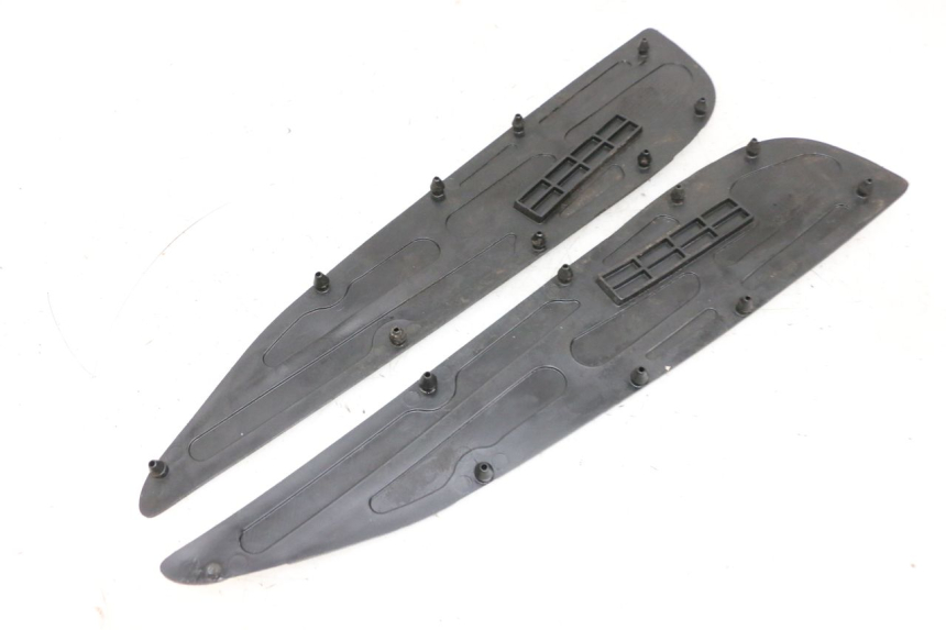 photo de ALFOMBRA DE PASO YAMAHA X-MAX XMAX 125 (2010 - 2013) - Otra perspectiva