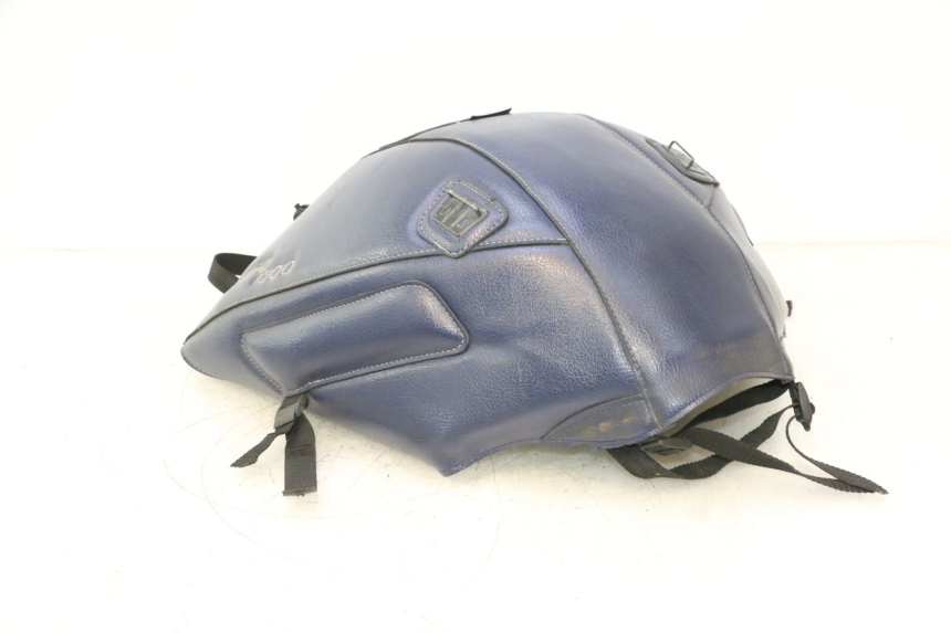 photo de CUBRE DEPOSITOS YAMAHA FJR 1300 (2001 - 2005) - Detalles de los puntos de fijación