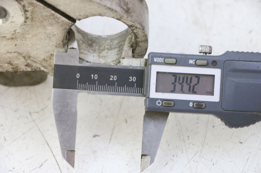 photo de HORQUILLA HYOSUNG GV AQUILA 125 (2000 - 2009) - Otra perspectiva