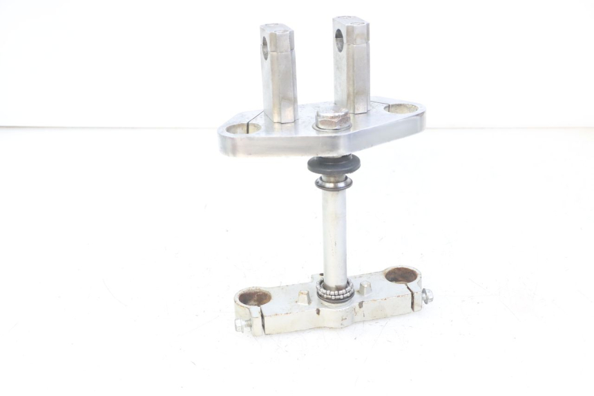 photo de HORQUILLA CCR DIRT BIKE 110 - Primer plano técnico