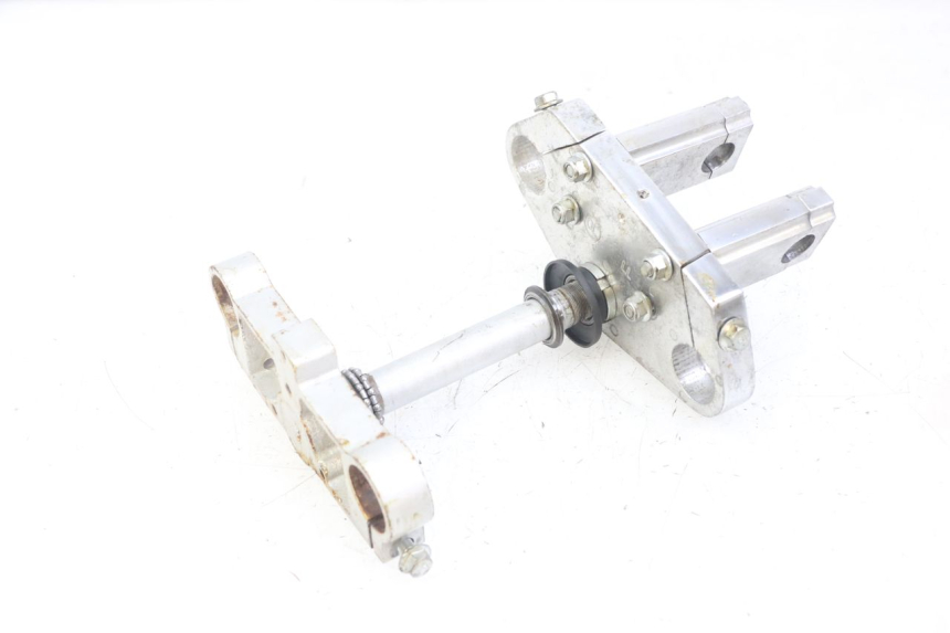 photo de HORQUILLA CCR DIRT BIKE 110 - Detalles de los puntos de fijación