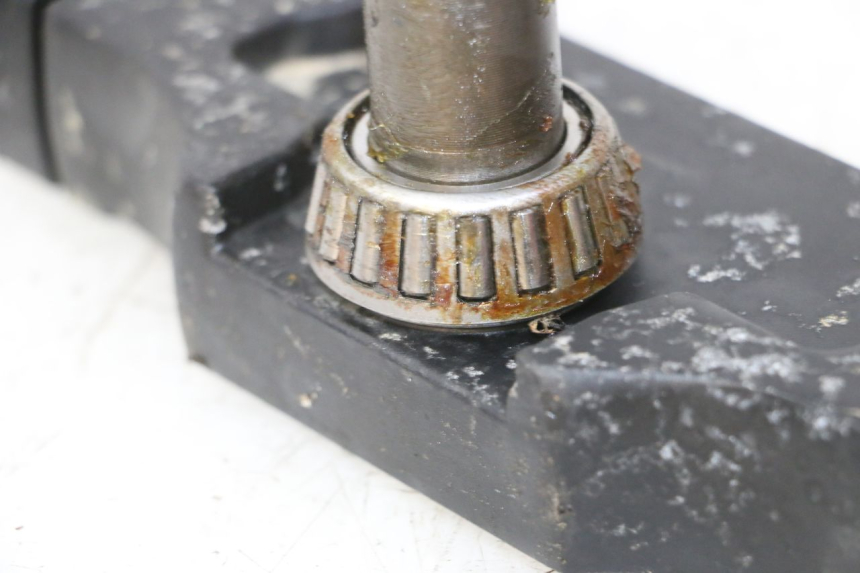 photo de HORQUILLA PROBIKE DIRT 140 - Detalles de los puntos de fijación