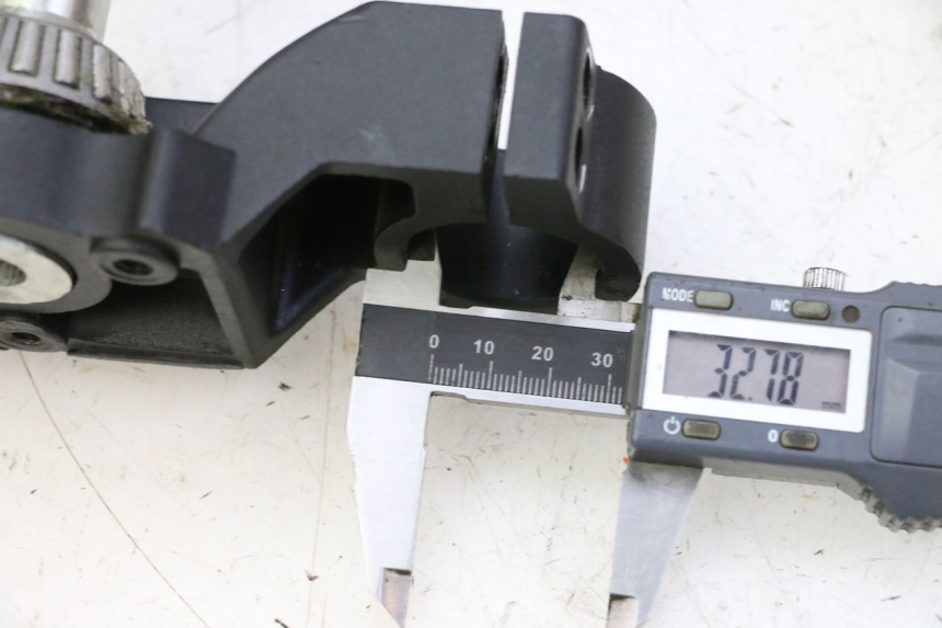 photo de HORQUILLA APOLLO RFZ 125 - Zoom estado de uso