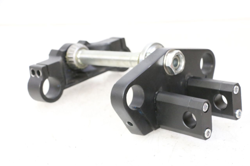 photo de HORQUILLA APOLLO RFZ 125 - Primer plano técnico