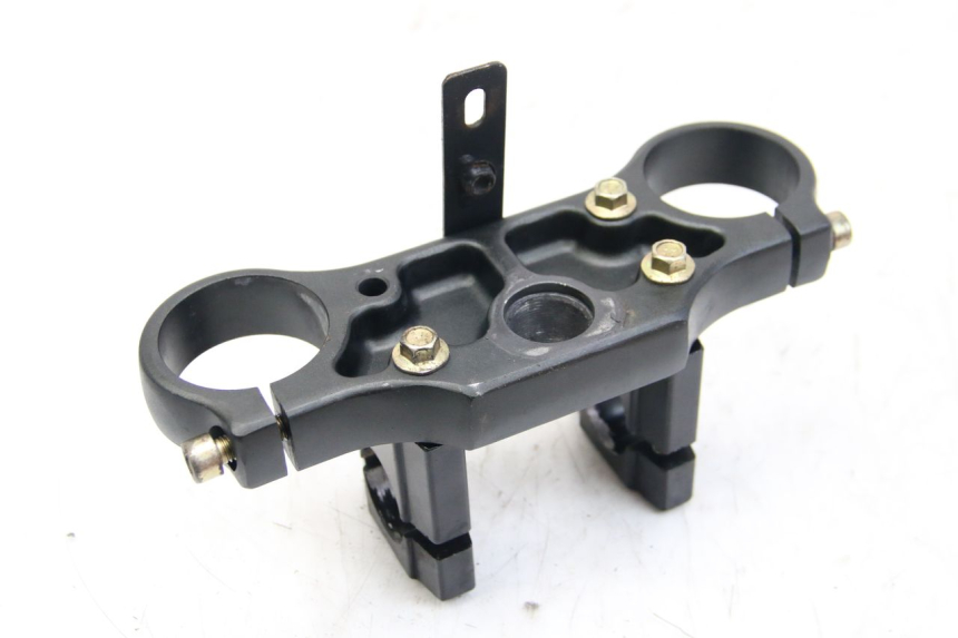 photo de T SUPERIOR DE LA HORQUILLA. ORION AGB37 CRF1 DIRT BIKE 125 (2013 - 2021) - Primer plano técnico