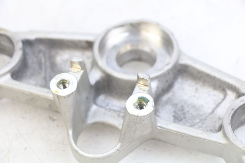 photo de T SUPERIOR DE LA HORQUILLA. HONDA CBR F SC25 1000 (1989 - 1992) - Otra perspectiva