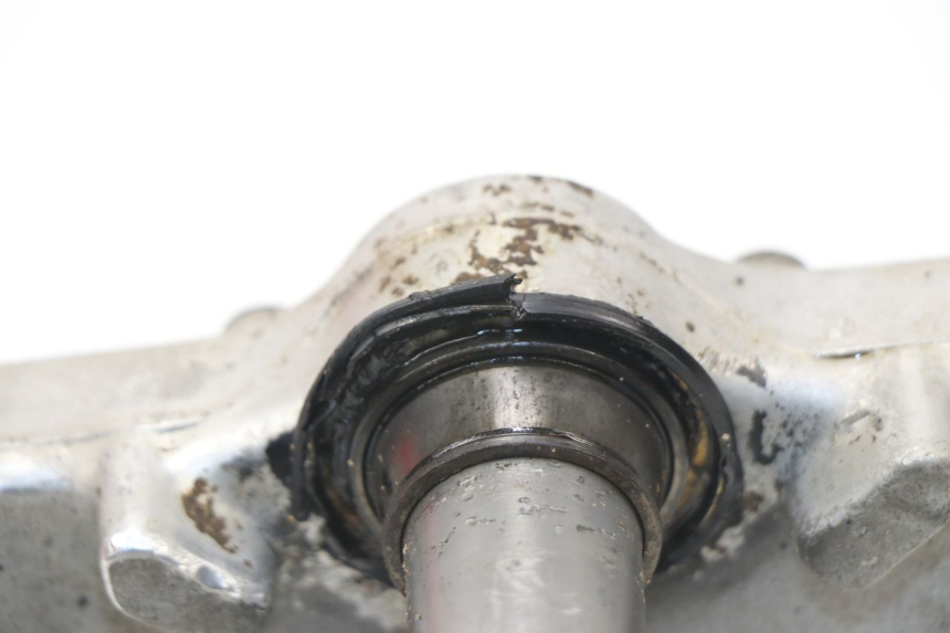 photo de HORQUILLA HONDA CR 85 (2003 - 2007) - Primer plano técnico