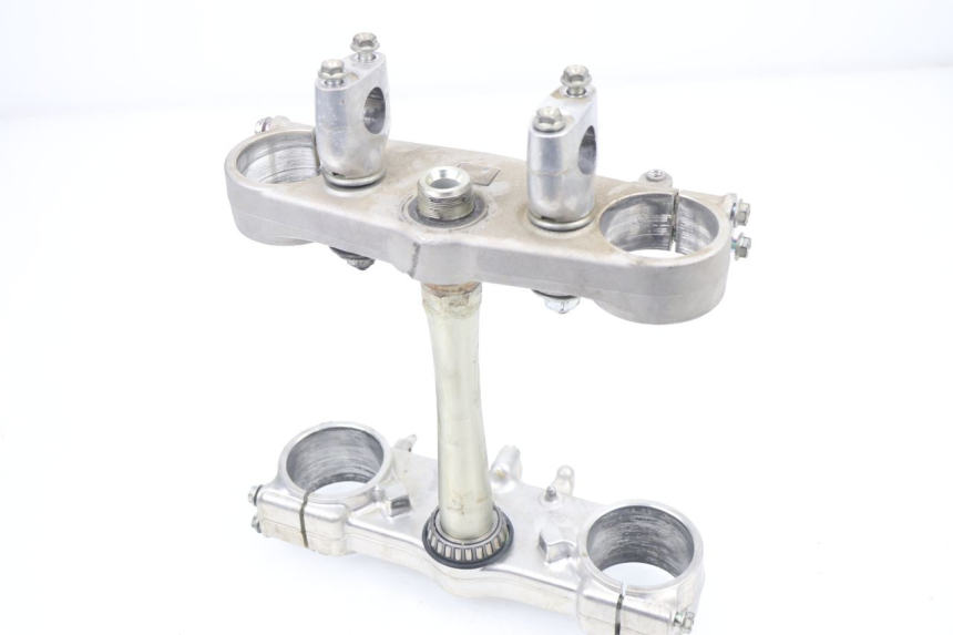 photo de HORQUILLA HONDA CRF CR-F 450 (2009 - 2012) - Detalles de los puntos de fijación