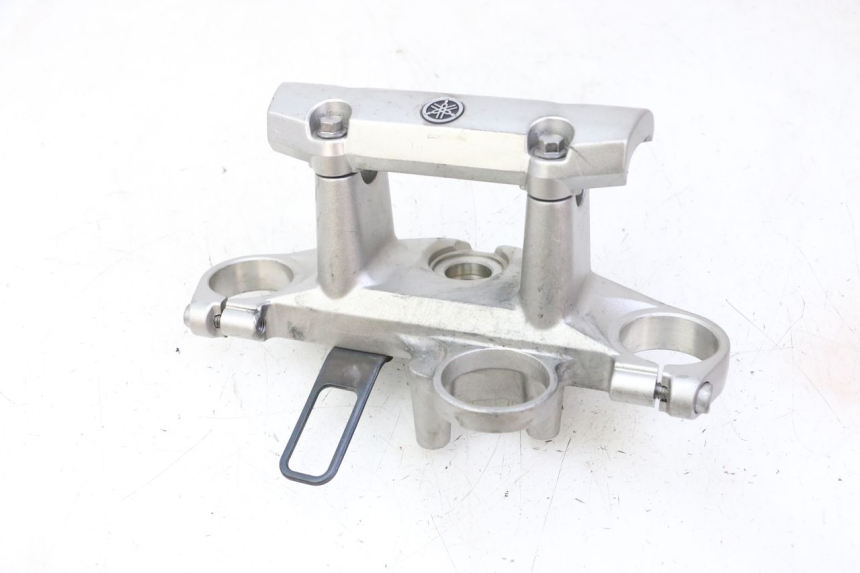 photo de HORQUILLA YAMAHA FZ6 FAZER S2 600 (2007 - 2011) - Detalles de los puntos de fijación