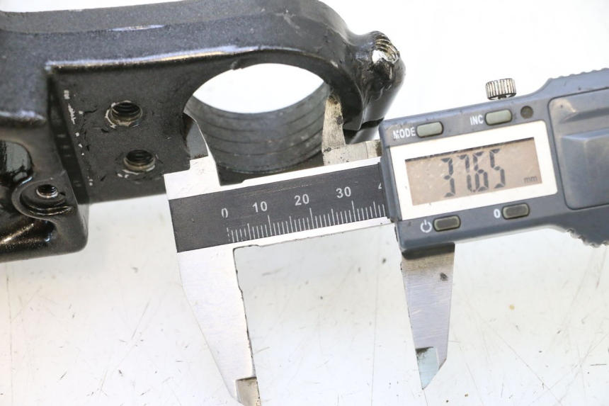 photo de HORQUILLA KAWASAKI GPX F ZX750F 750 (1986 - 1990) - Detalle de la pieza