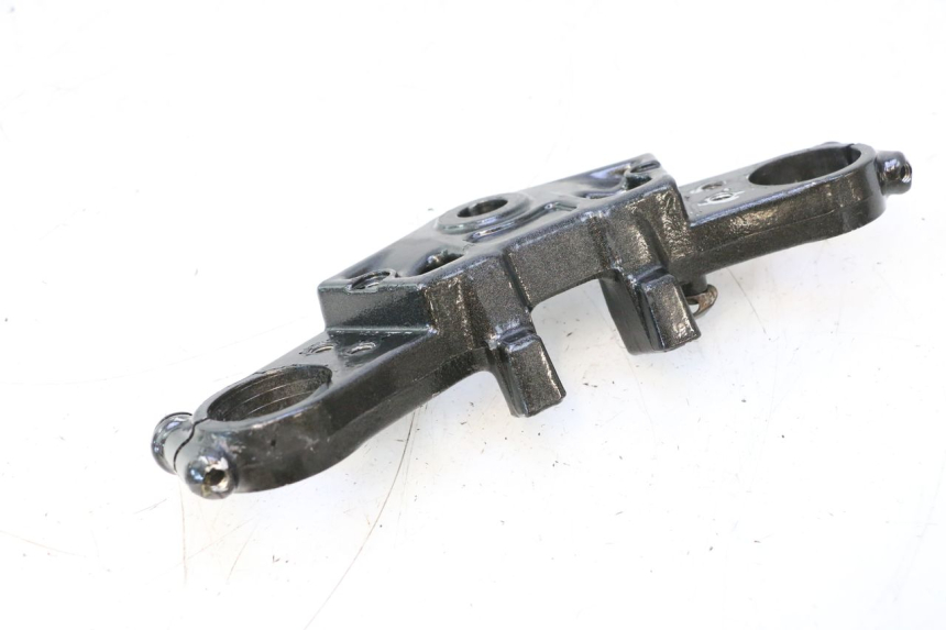 photo de HORQUILLA KAWASAKI GPX F ZX750F 750 (1986 - 1990) - Detalles de los puntos de fijación