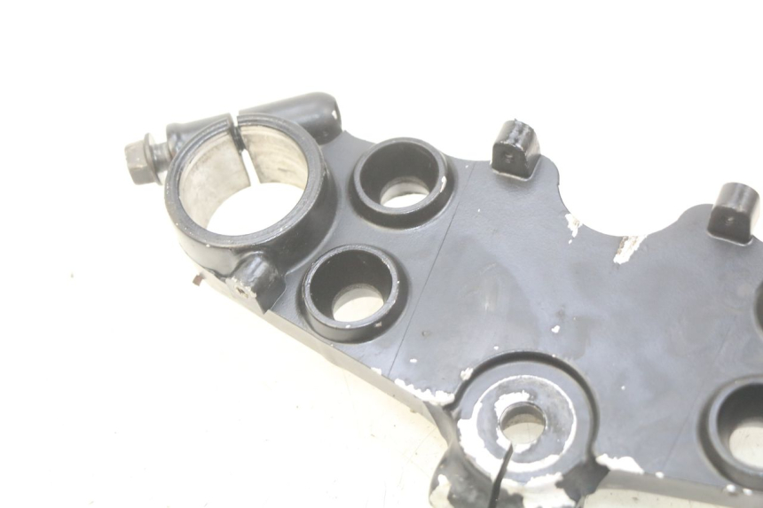 photo de T SUPERIOR DE LA HORQUILLA. SUZUKI GSX-F GSX  F 1100 (1988 - 1994) - Primer plano técnico