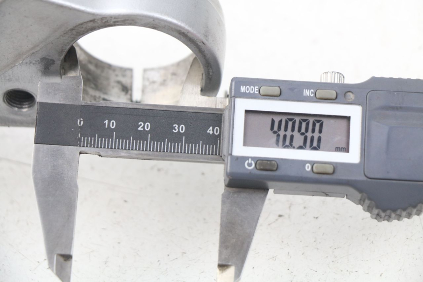 photo de HORQUILLA SUZUKI GSX-F GSXF 600 (1998 - 2004) - Detalle de la pieza