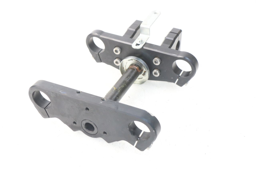 photo de HORQUILLA YCF LITE F 125 - Detalles de los puntos de fijación