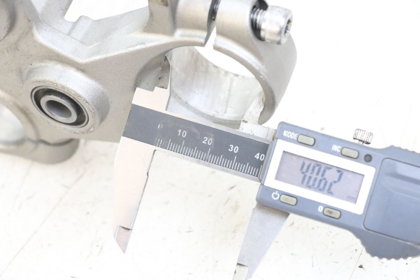 photo de T SUPERIOR DE LA HORQUILLA. YAMAHA MT-07 MT07 ABS 700 (2014 - 2017) - Zoom estado de uso