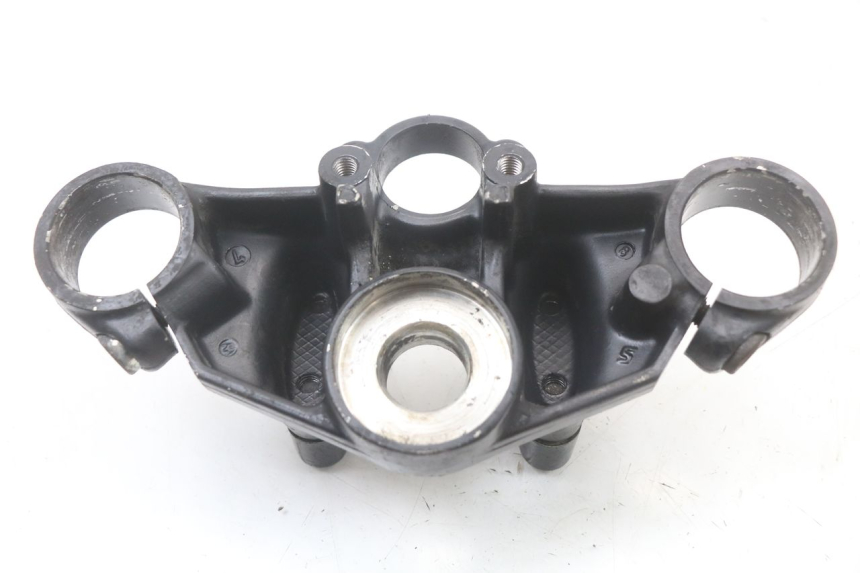 photo de T SUPERIOR DE LA HORQUILLA. HONDA NTV DEAUVILLE 650 (1998 - 2001) - Detalles de los puntos de fijación