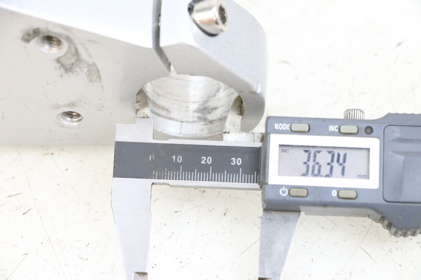 photo de HORQUILLA ASTOR ORCAL 125 (2015 - 2017) - Detalle de la pieza