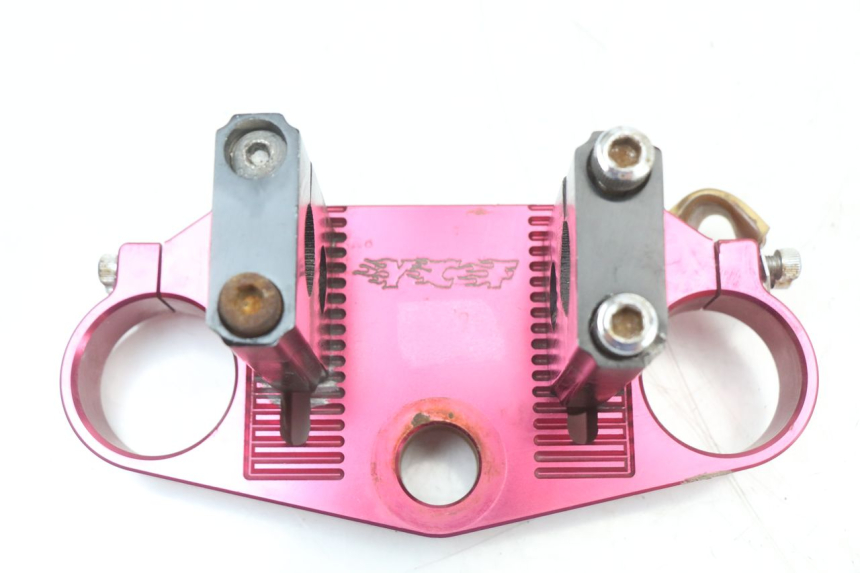 photo de HORQUILLA YCF PIT BIKE 125 (2010 - 2018) - Primer plano técnico