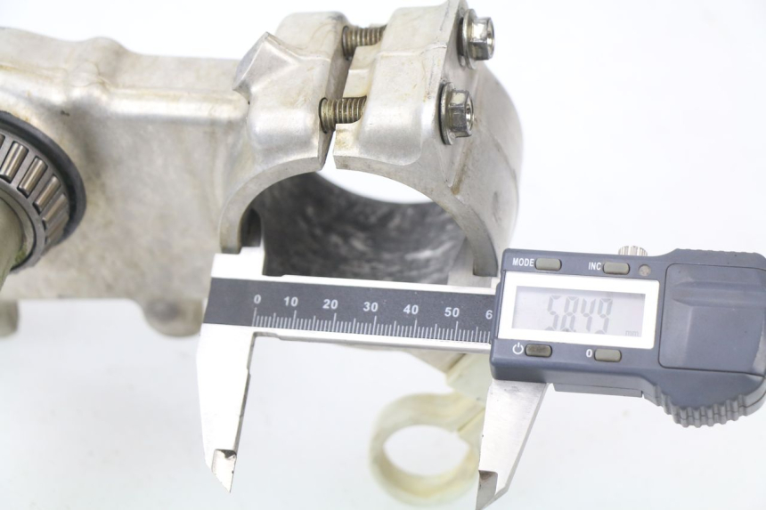 photo de HORQUILLA SUZUKI RM-Z RMZ 250 (2010 - 2016) - Primer plano técnico