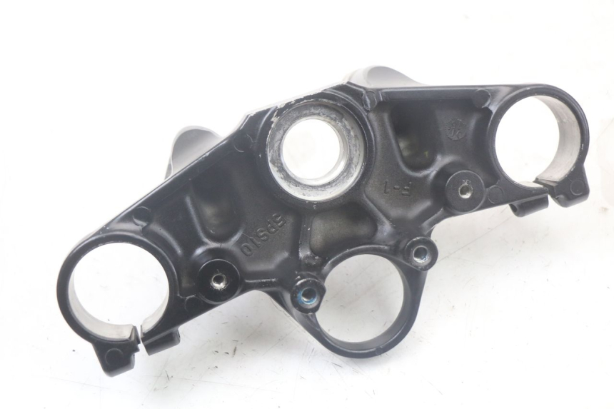 photo de T SUPERIOR DE LA HORQUILLA. YAMAHA TDM ABS 900 (2002 - 2014) - Primer plano técnico