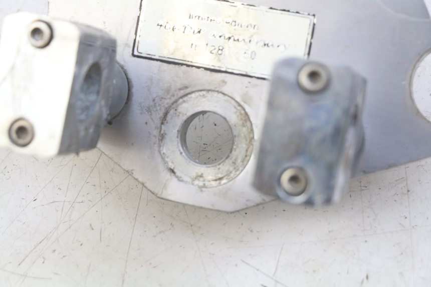 photo de T SUPERIOR DE LA HORQUILLA. DAELIM VL DAYSTAR 125 (2000 - 2011) - Vista general del producto