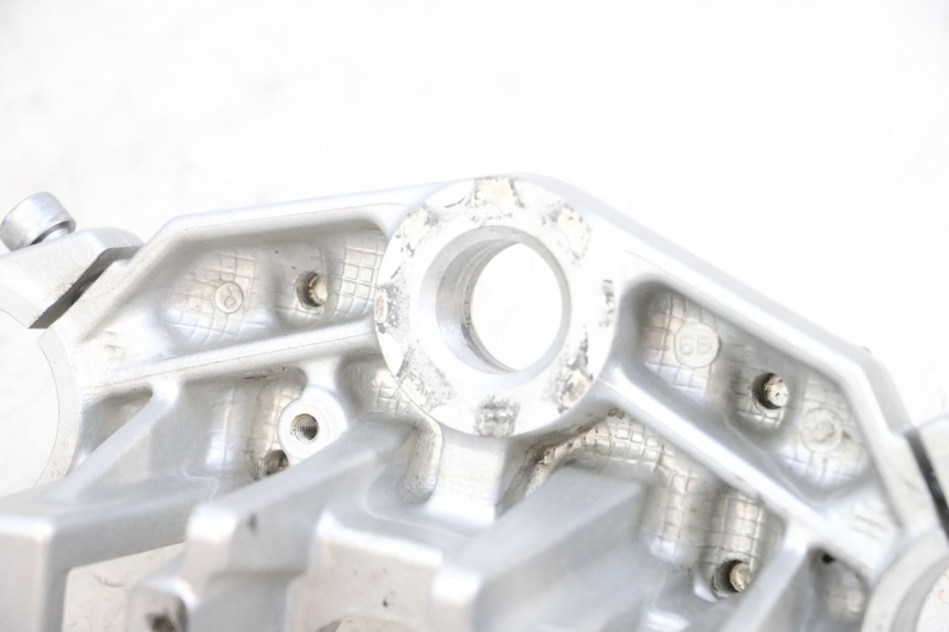 photo de HORQUILLA KAWASAKI ZR 7 750 (1999 - 2004) - Primer plano técnico