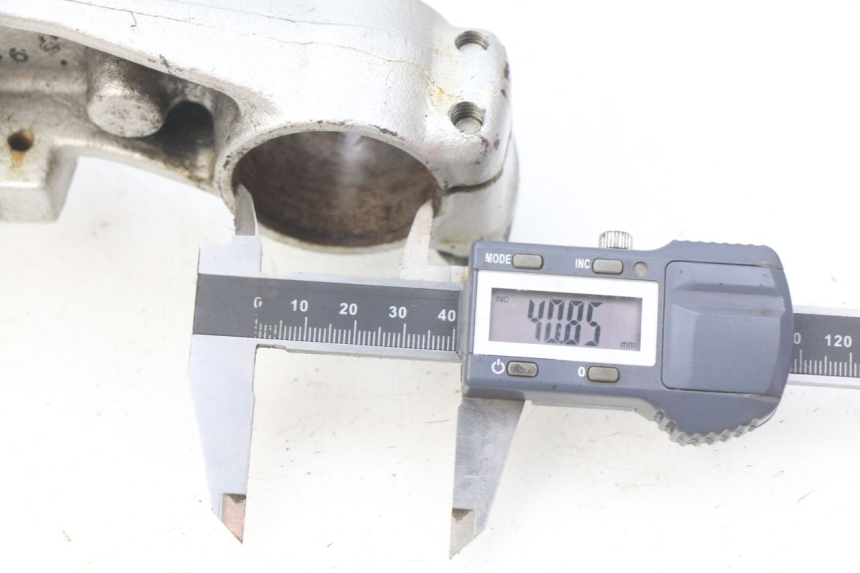 photo de HORQUILLA SUZUKI SV N 650 (1999 - 2002) - Zoom estado de uso