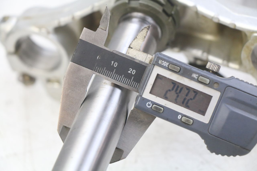 photo de TE HORQUILLA YAMAHA TTR 125 (2000 - 2020) - Otra perspectiva