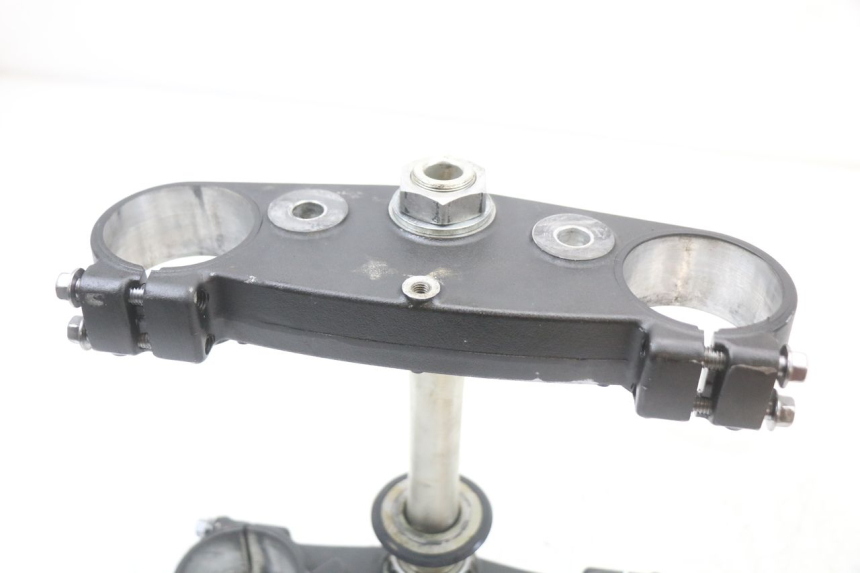 photo de HORQUILLA YAMAHA YZ 125 (2017 - 2021) - Detalles de los puntos de fijación