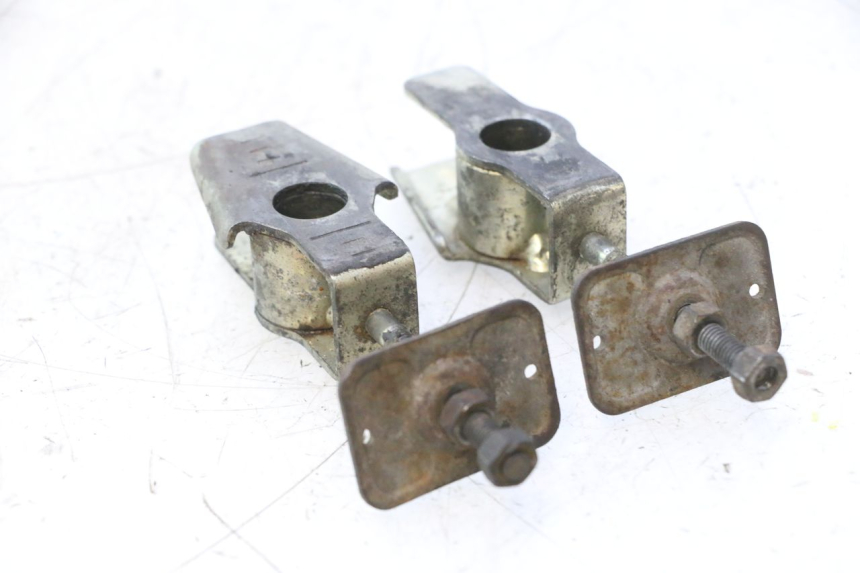photo de TENSORES CADENA HONDA CB TWO FIFTY 250 (1991 - 2002) - Detalle de la pieza