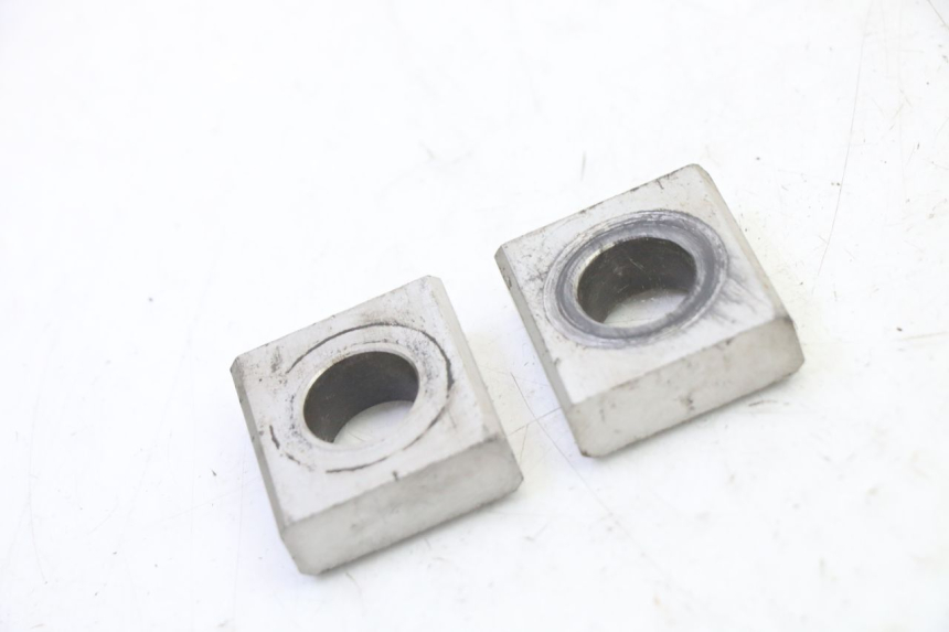 photo de TENSORES CADENA HONDA CBR RR FIREBLADE 900 (1992 - 1994) - Vista principal