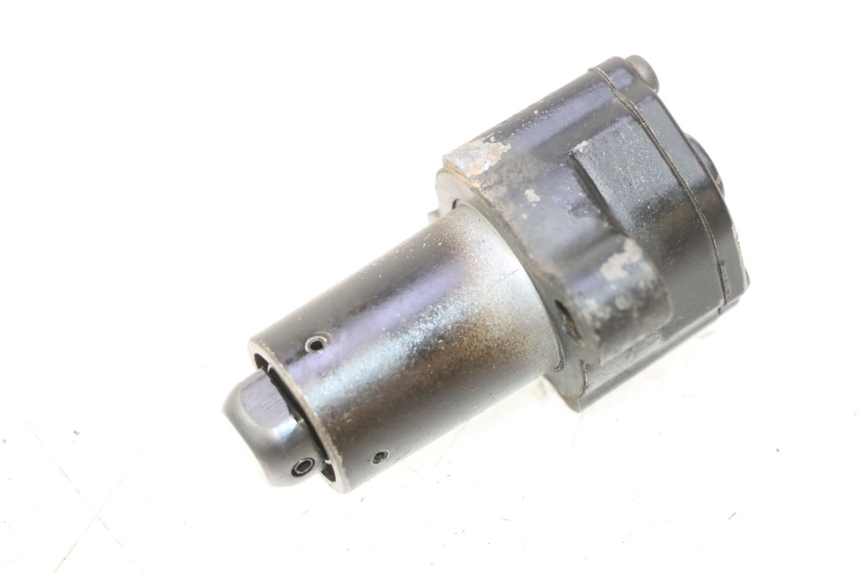 photo de TENSOR CADENA DISTRIBUCION SUZUKI DR S 600 (1985 - 1989) - Detalle de la pieza
