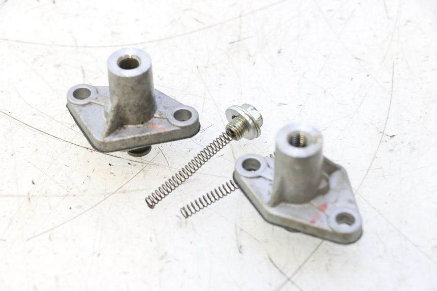 photo de TENSOR DE CADENA DE DISTRIBUCIÓN GILERA GP 800 (2007 - 2013) - Otra perspectiva