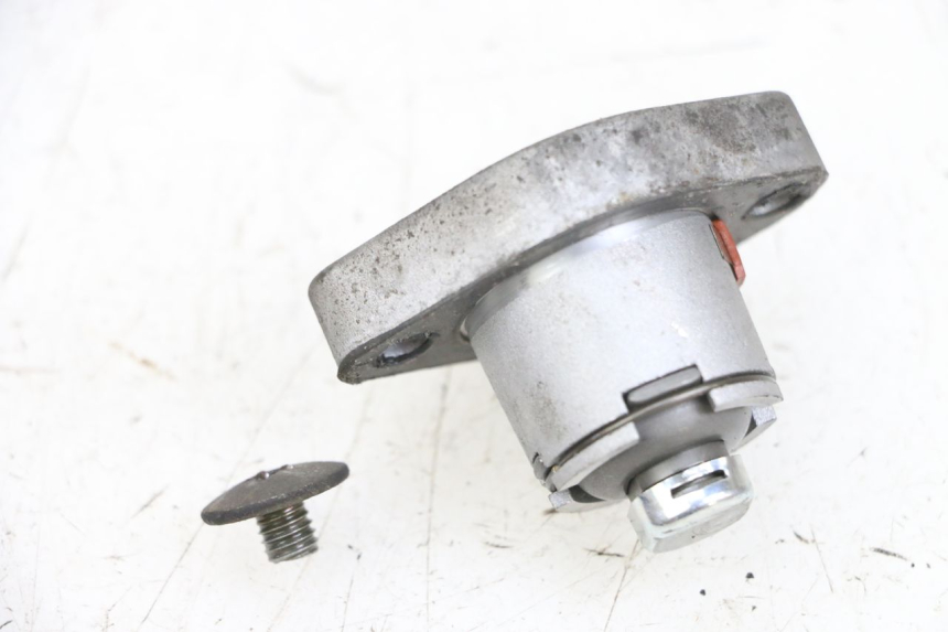 photo de TENSOR CADENA DISTRIBUCION KYMCO LIKE 125 (2009 - 2016) - Detalle de la pieza