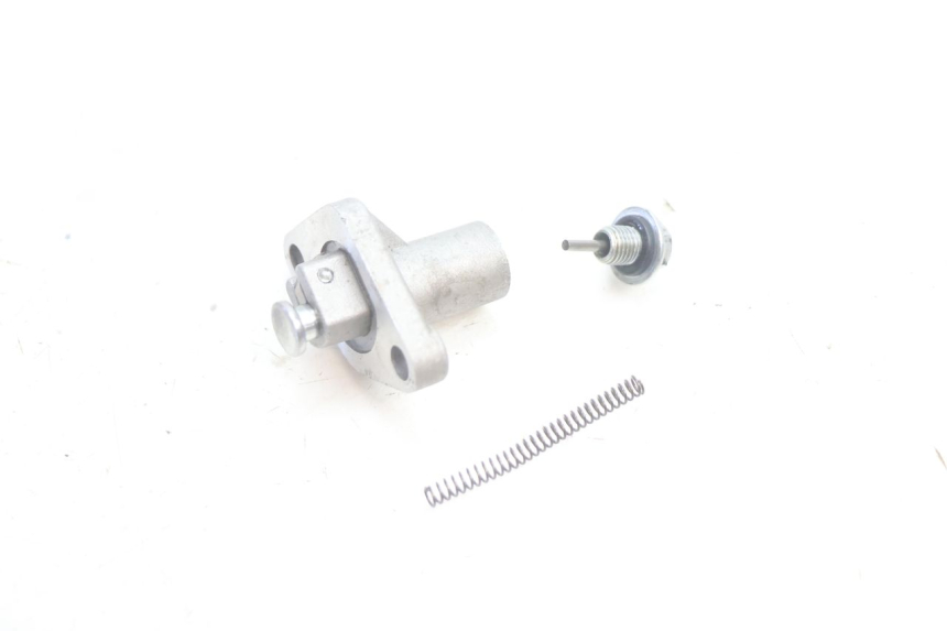 photo de TENSOR CADENA DISTRIBUCION LAZIO RENO 50 (2016 - 2021) - Primer plano técnico