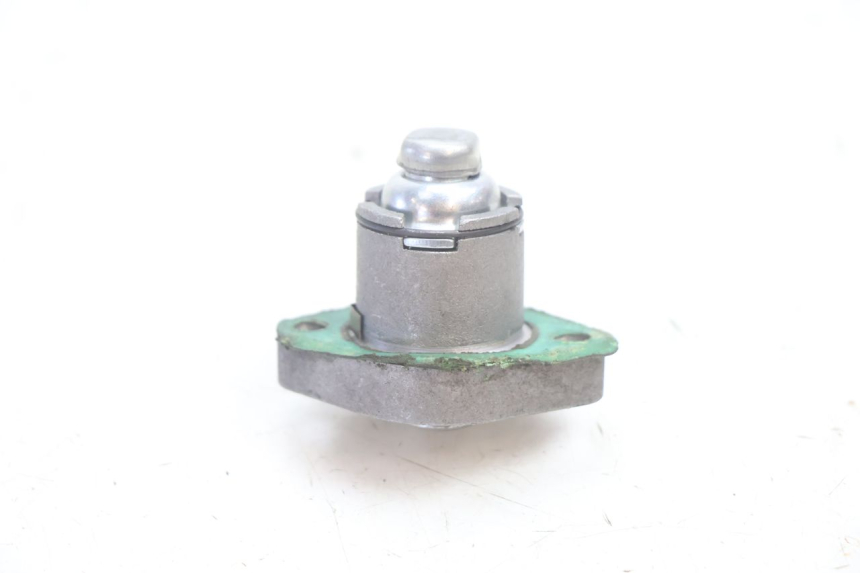 photo de TENSOR CADENA DISTRIBUCION RAZZO STEED 125 (2012 - 2018) - Primer plano técnico