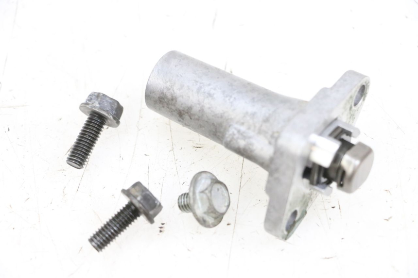 photo de TENSOR CADENA DISTRIBUCION YAMAHA TTR 125 (2000 - 2020) - Detalle de la pieza