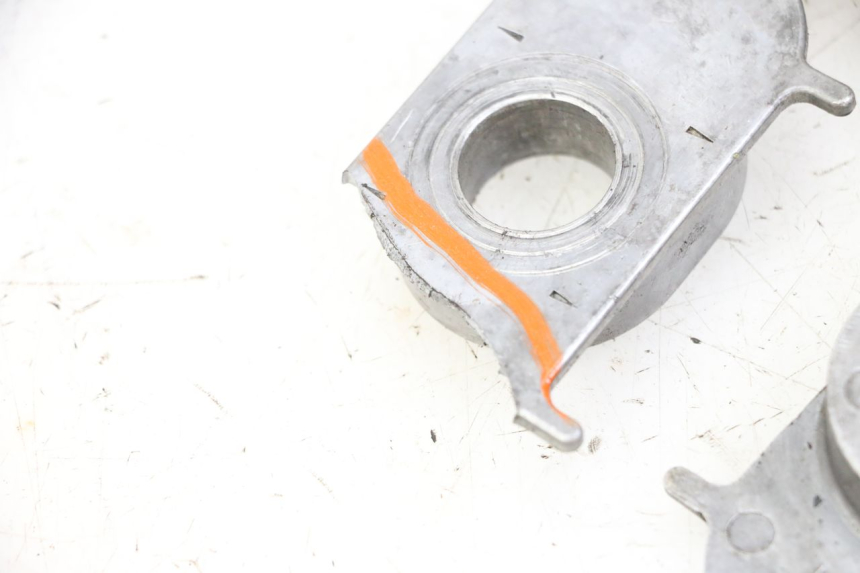 photo de TENSORES CADENA YAMAHA FJ 36Y 1100 (1984 - 1985) - Primer plano técnico