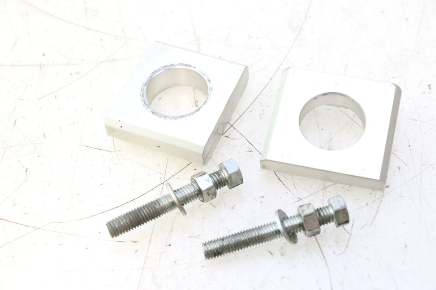 photo de TENSORES CADENA YAMAHA FZ8 800 (2010 - 2016) - Zoom estado de uso