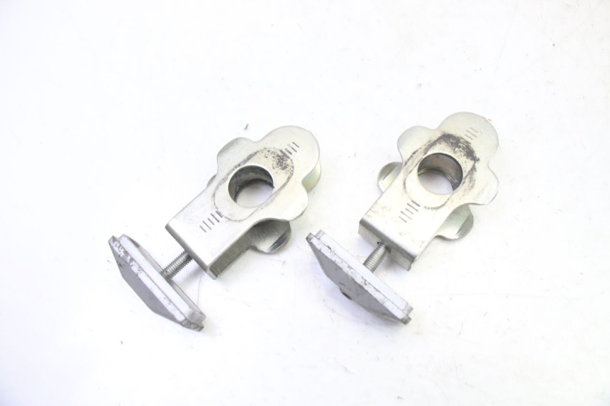 photo de TENSORES CADENA SUZUKI GSR 750 (2011 - 2017) - Detalle de la pieza