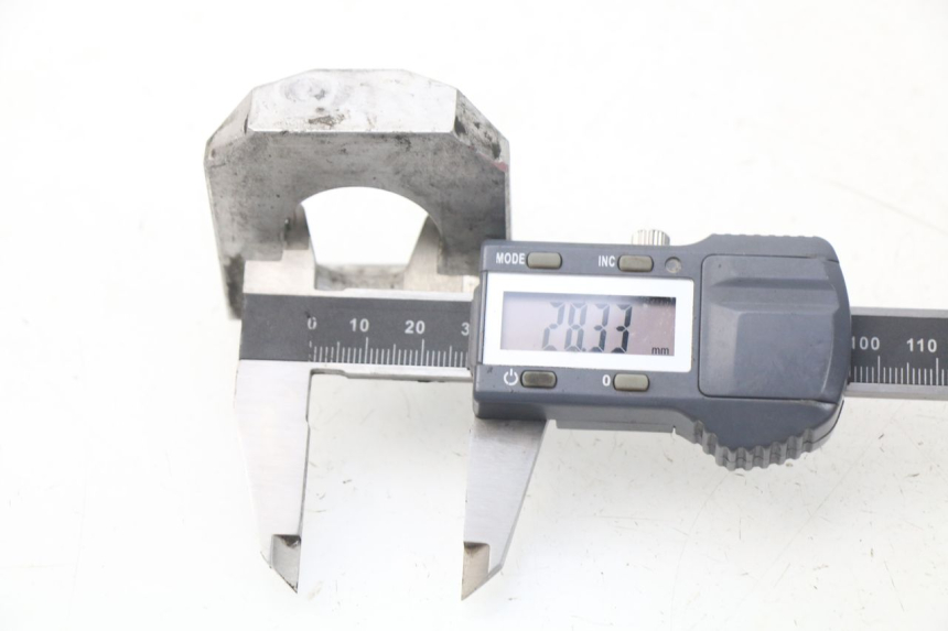 photo de TENSORES CADENA SUZUKI GSX-R GSXR 600 (2001 - 2003) - Detalle de la pieza