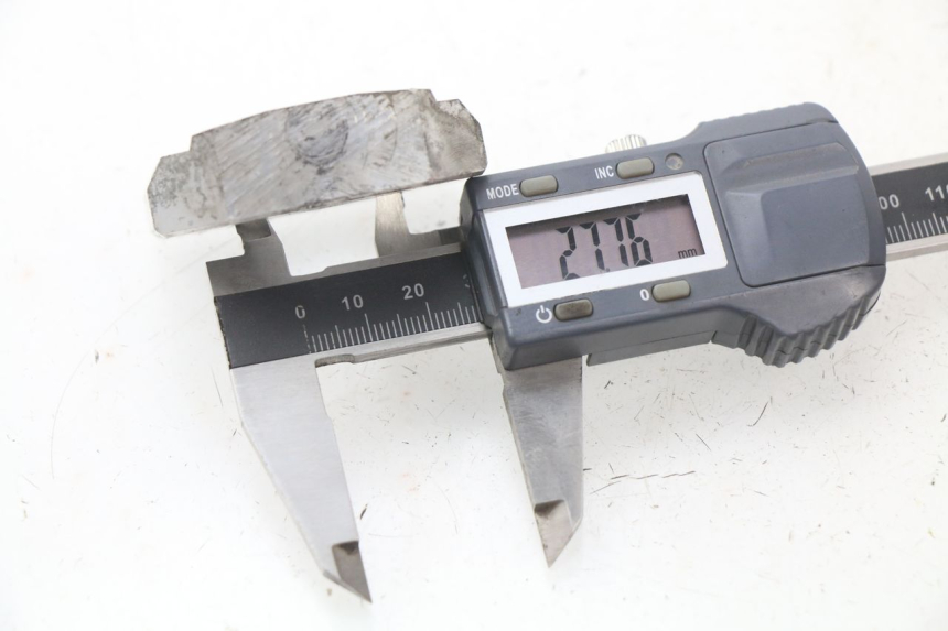 photo de TENSORES CADENA SUZUKI GSX-R GSXR K16 1000 (2012 - 2016) - Detalle de la pieza